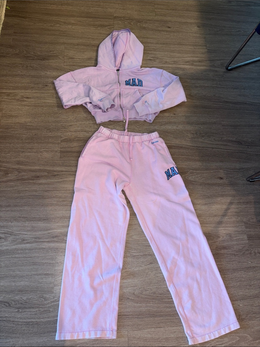 MADHAPPY X GAP set